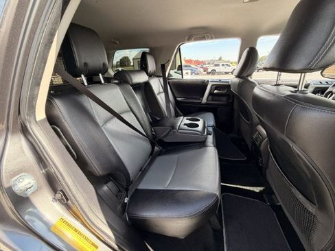 Used 2019 Toyota 4Runner SR5 Premium RWD image 7