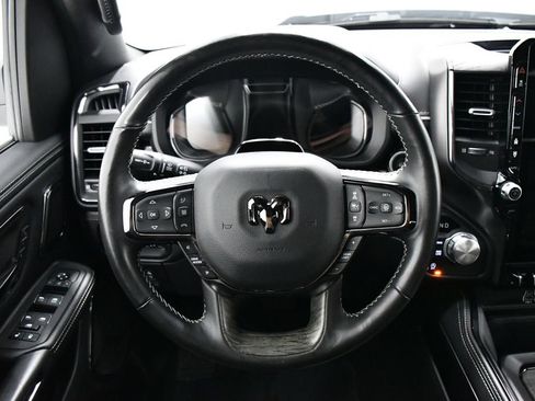 Used 2025 RAM 1500 Limited AWD/4WD image 9
