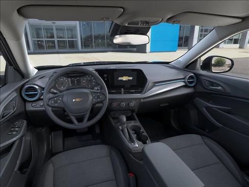 New 2026 Chevrolet Trax LS image 15