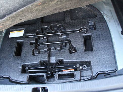 Used 2023 Toyota Camry SE image 29