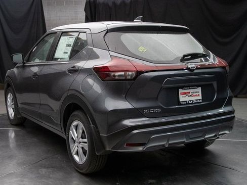 New 2025 Nissan Kicks Play S image 10