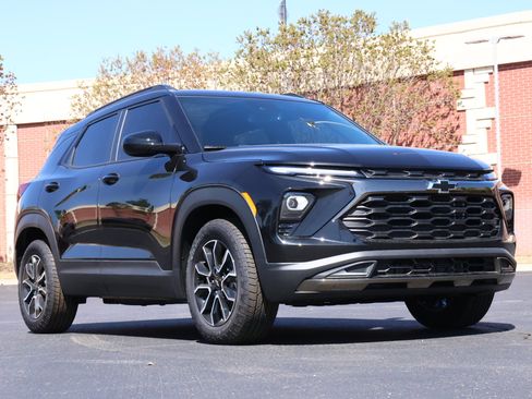 New 2026 Chevrolet TrailBlazer ACTIV w/ Convenience Package FWD image 1