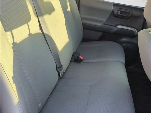 Used 2022 Toyota Tacoma SR5 RWD image 22