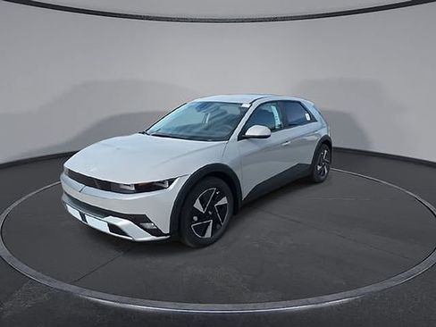 New 2026 Hyundai Ioniq 5 SEL image 7