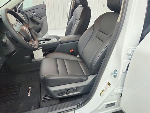 New 2026 Nissan Rogue SV image 19