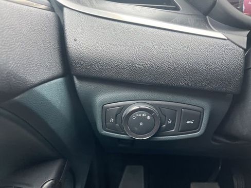 Used 2019 Lincoln MKC Reserve image 21