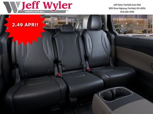 New 2026 Kia Carnival EX image 17