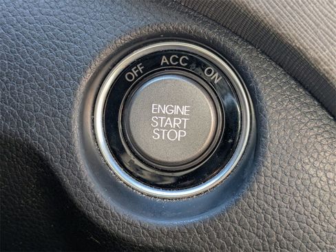 Used 2015 Hyundai Santa Fe Limited image 38