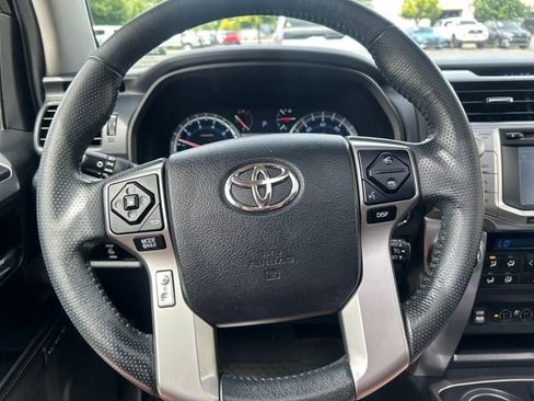 Certified 2017 Toyota 4Runner Limited AWD/4WD image 14