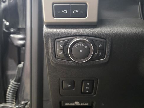 Used 2019 Ford F250 Lariat w/ Lariat Ultimate Package AWD/4WD image 15