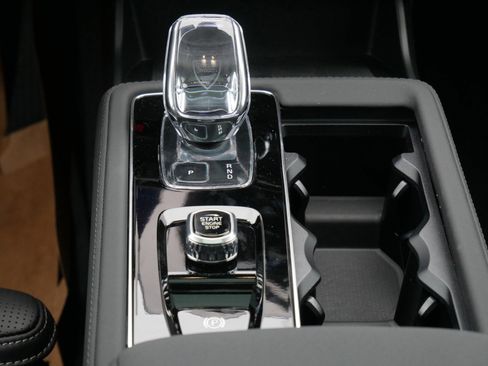 New 2026 Volvo XC90 B6 Ultra image 9