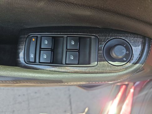 Used 2015 Chevrolet Malibu LT w/ Power Convenience Package FWD image 31
