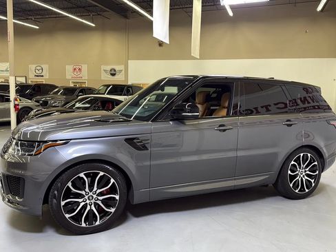 Used 2019 Land Rover Range Rover Sport Supercharged AWD/4WD image 5