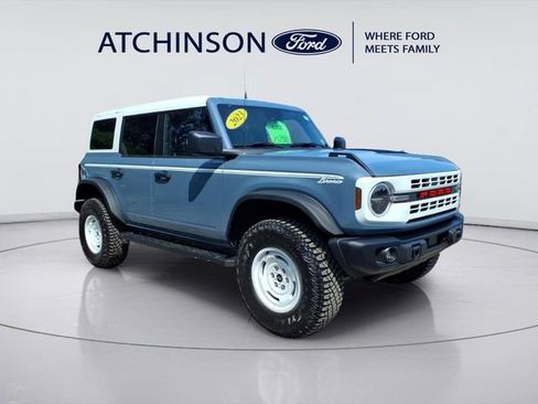 Certified 2023 Ford Bronco Heritage Edition AWD/4WD image 3