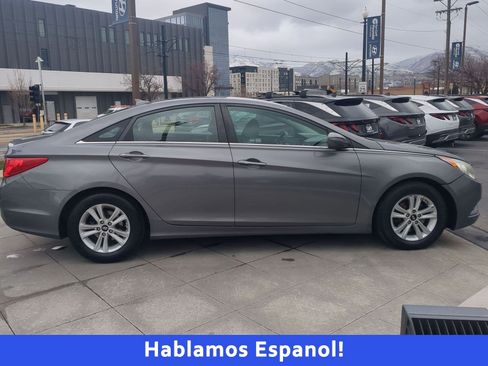 Used 2013 Hyundai Sonata GLS w/ Popular Equipment Pkg image 2