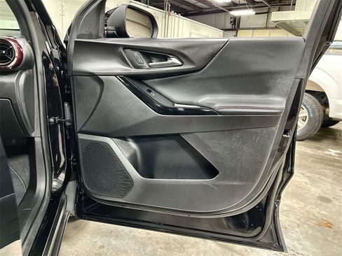 Used 2025 Chevrolet Equinox RS w/ Convenience Package III image 31