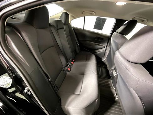 Used 2025 Toyota Corolla LE image 36