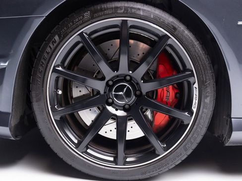 Used 2015 Mercedes-Benz SL 63 AMG w/ Driver Assistance Package image 5