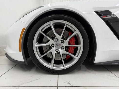 Used 2019 Chevrolet Corvette Z06 image 16