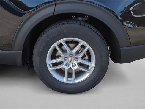 New 2026 Ford Explorer Active w/ Active Comfort Package image 10