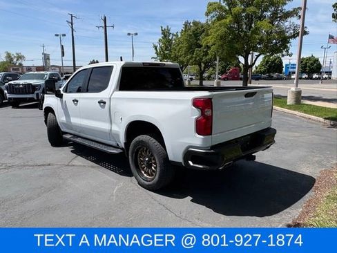 Used 2021 Chevrolet Silverado 1500 LT Trail Boss w/ Bed Protection Package AWD/4WD image 4