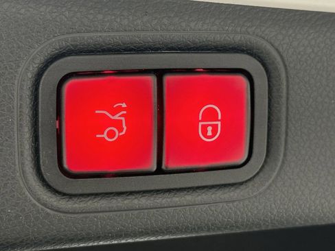 Certified 2022 Mercedes-Benz E 350 Sedan image 21