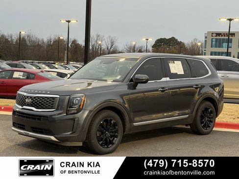 Used 2020 Kia Telluride LX image 3