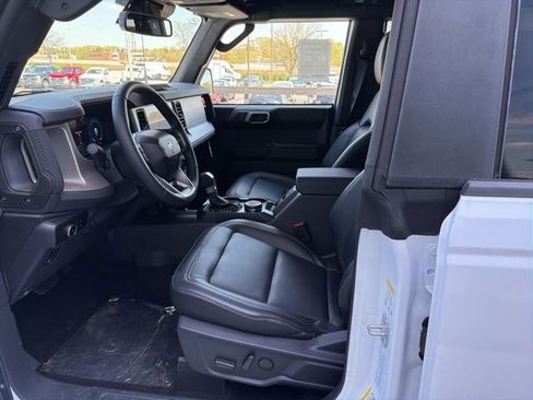 New 2026 Ford Bronco Outer Banks AWD/4WD image 11