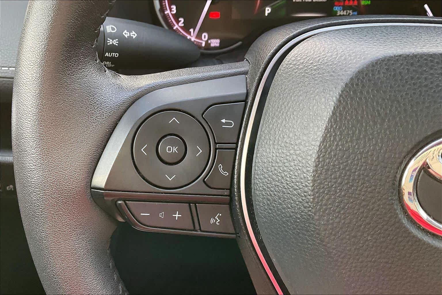 Used 2025 Toyota RAV4 XLE w/ Weather Package FWD image 22