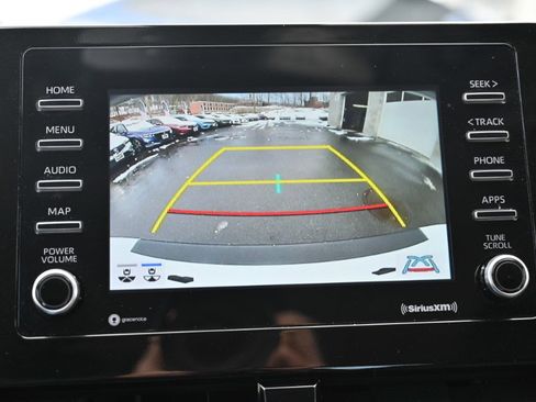 Used 2024 Toyota Camry SE w/ Convenience Package image 21