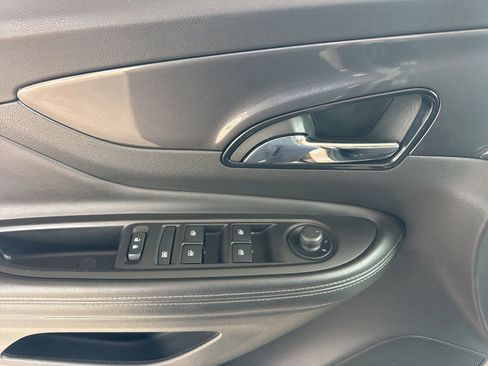 Used 2019 Buick Encore Preferred image 20