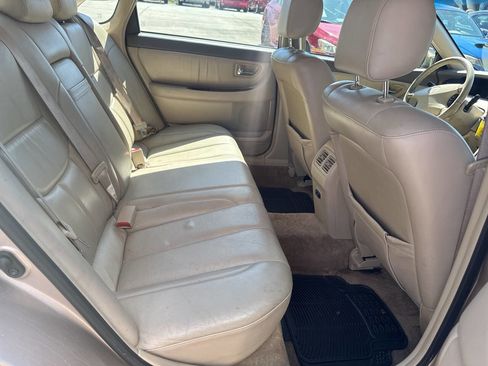 Used 2001 Toyota Avalon XLS image 14