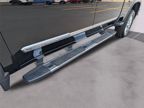 Used 2024 Chevrolet Silverado 2500 High Country w/ High Country Premium Package image 39