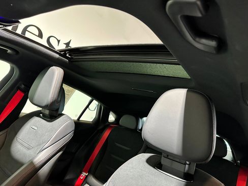 Used 2025 Mercedes-Benz GLC 43 AMG 4MATIC image 28