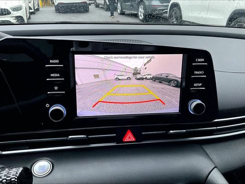 Used 2022 Hyundai Elantra SEL w/ Convenience Package image 26