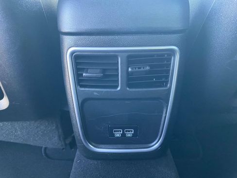 Used 2019 Dodge Charger Scat Pack RWD image 11