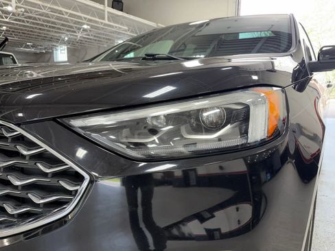 Used 2020 Ford Edge Titanium w/ Equipment Group 301A AWD/4WD image 5