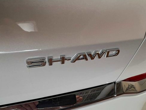 New 2025 Acura MDX SH-AWD image 6