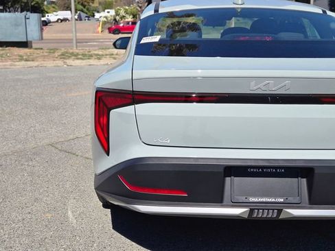 New 2026 Kia K4 FWD image 9