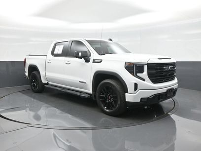 Used 2022 GMC Sierra 1500 Elevation w/ Elevation Premium Package