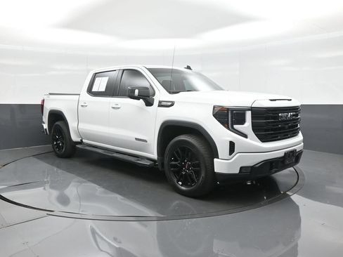 Used 2022 GMC Sierra 1500 Elevation w/ Elevation Premium Package AWD/4WD image 1