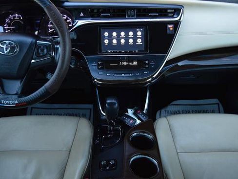 Used 2014 Toyota Avalon XLE Touring image 18
