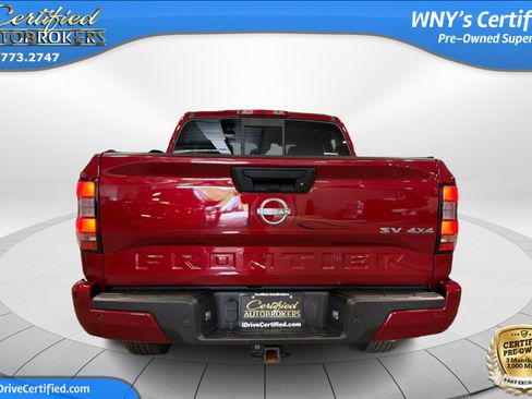 Used 2022 Nissan Frontier SV AWD/4WD image 8