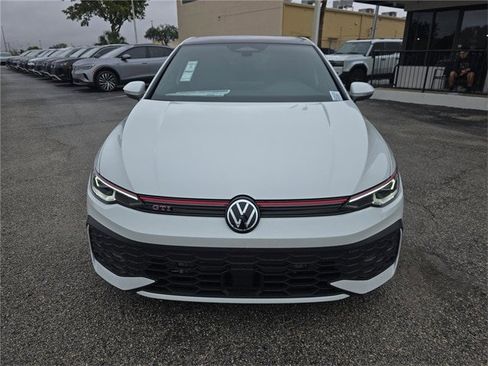 New 2026 Volkswagen GTI SE image 2