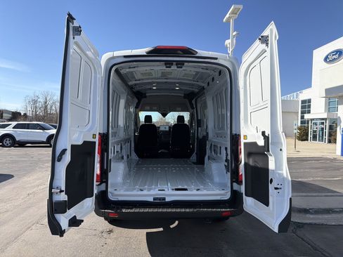 New 2026 Ford Transit 250 148 Medium Roof Extended AWD image 17