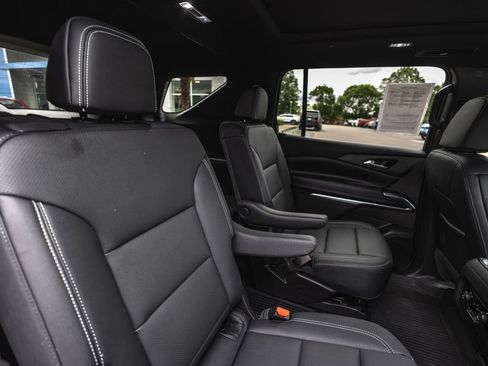 Used 2025 Chevrolet Traverse LT w/ Sun and Wheel Package AWD/4WD image 31