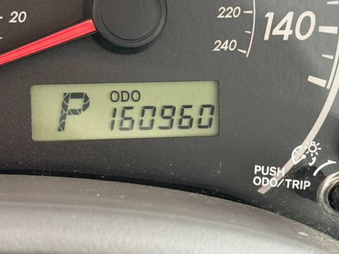 Used 2010 Toyota Corolla LE FWD image 19