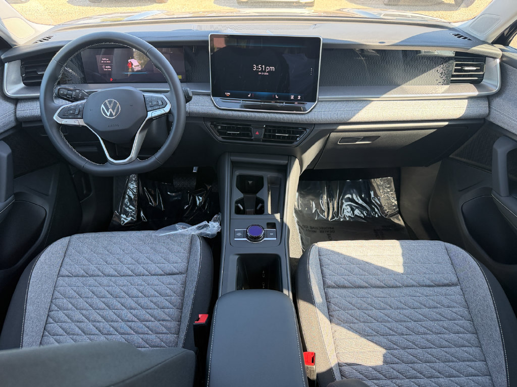 New 2026 Volkswagen Tiguan S AWD/4WD image 24