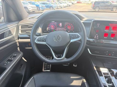 Used 2024 Volkswagen Atlas Cross Sport SEL Premium R-Line AWD/4WD image 28