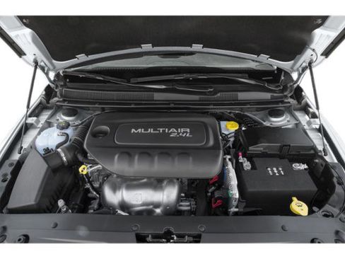Used 2015 Chrysler 200 Limited FWD image 18